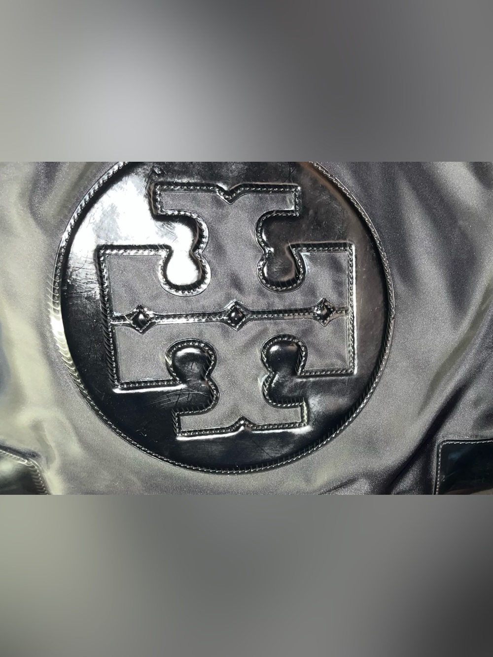 Tory Burch EUC Black Patent Logo Ella Tote Bag - Picture 3 of 9